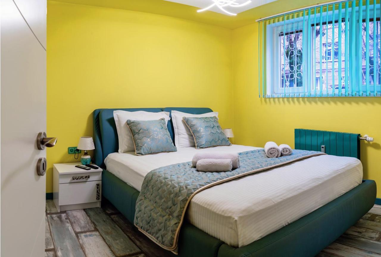 Sofiel Cozy Apartment - Top Center Sofia Bagian luar foto