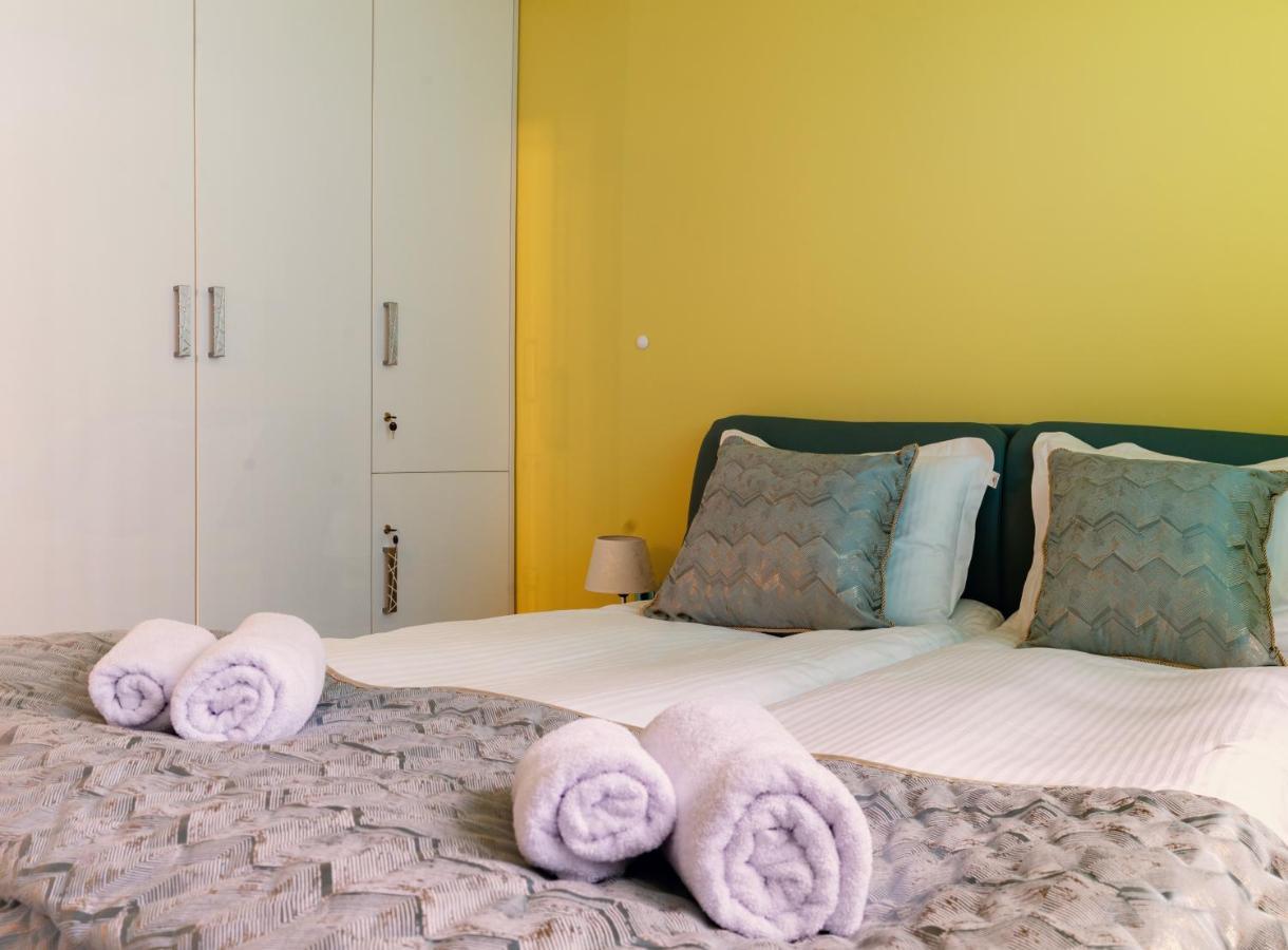 Sofiel Cozy Apartment - Top Center Sofia Bagian luar foto