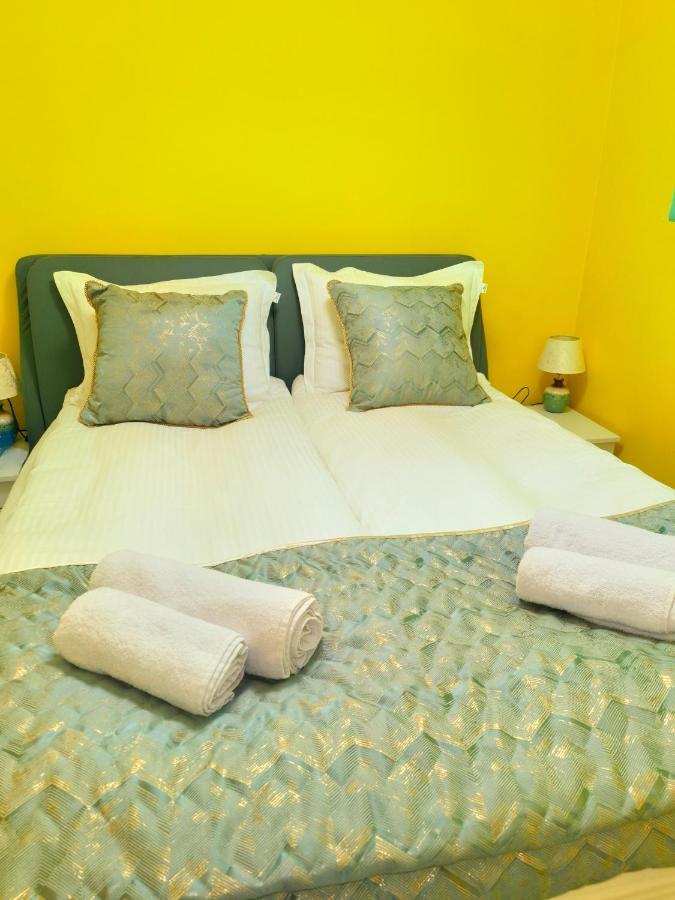 Sofiel Cozy Apartment - Top Center Sofia Bagian luar foto