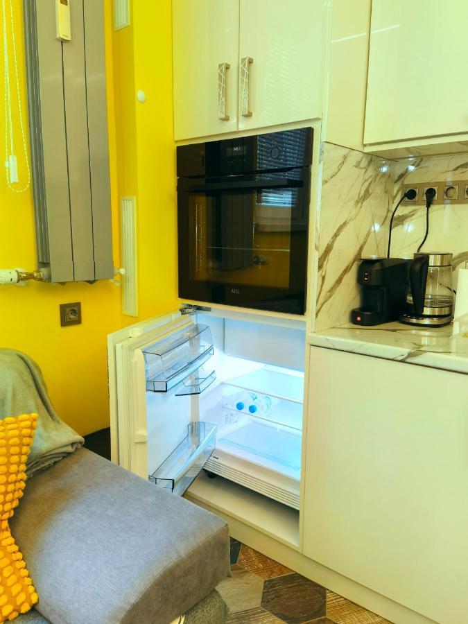 Sofiel Cozy Apartment - Top Center Sofia Bagian luar foto
